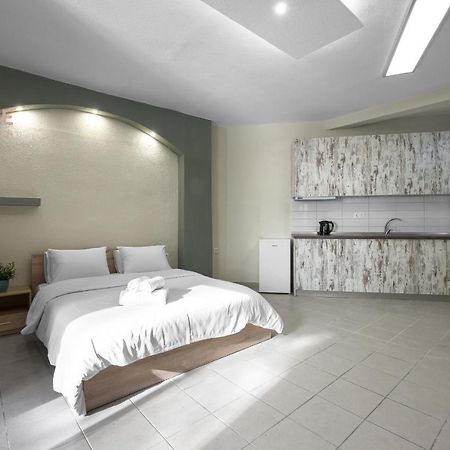 Bauhaus Apartment Tesalonika Bagian luar foto